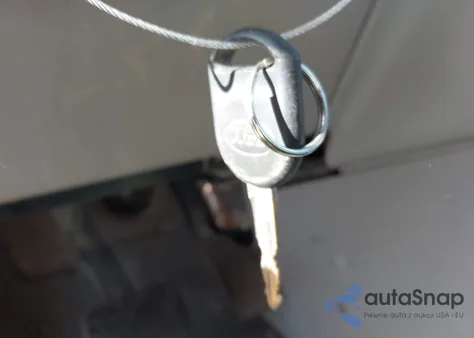 2004 Ford Freestar Ses z USA, uszkodzony, nr VIN 2FMZA57644BA72492